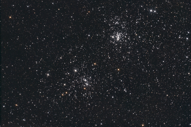 NGC869_NGC884
